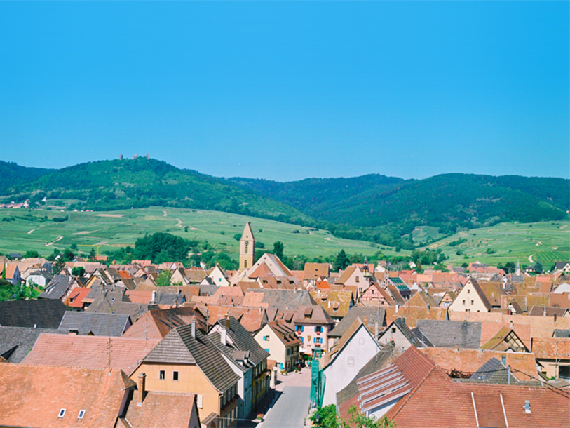 Panoramaudsigt over Eguisheims hustage